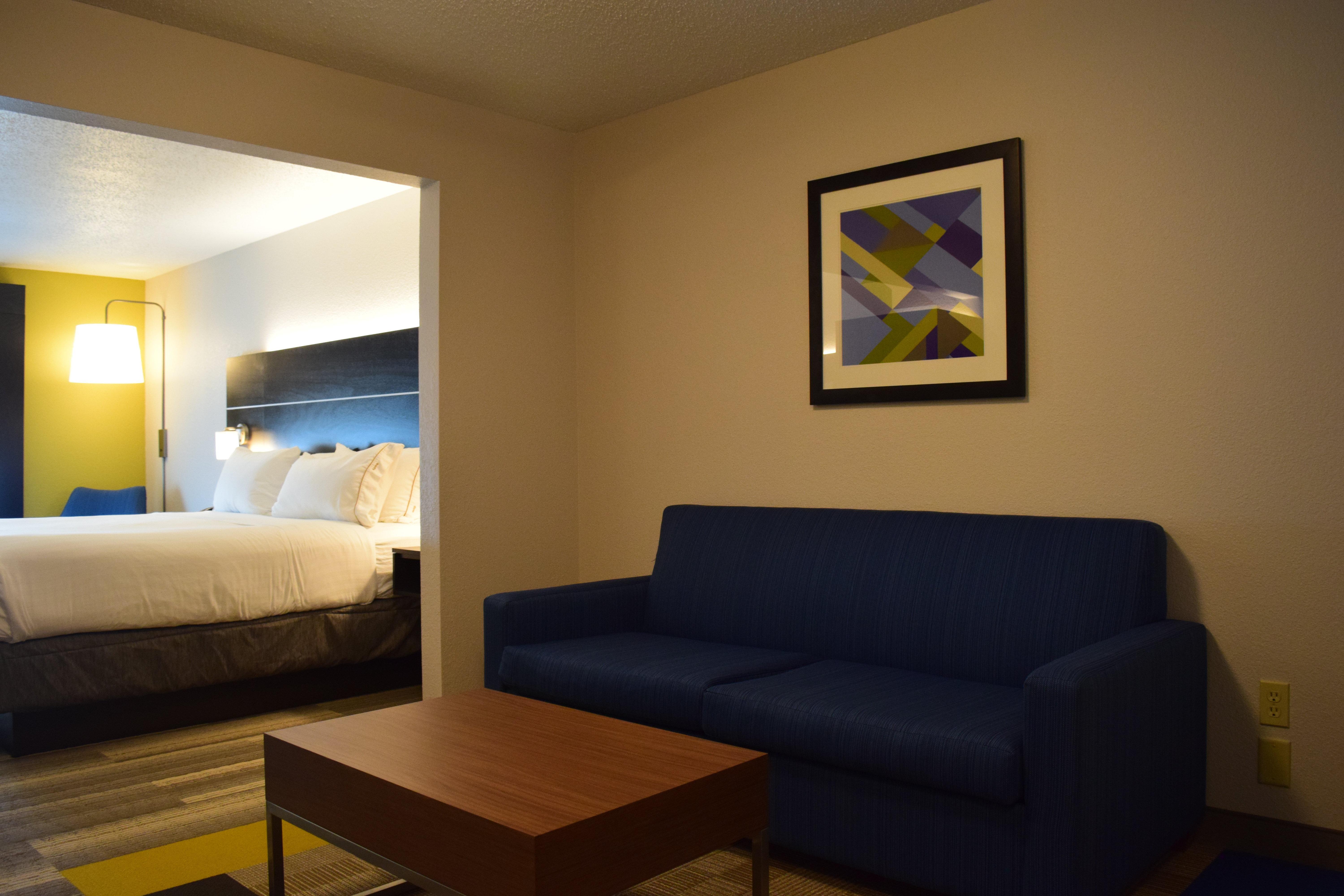 Holiday Inn Express & Suites Sparta Ngoại thất bức ảnh