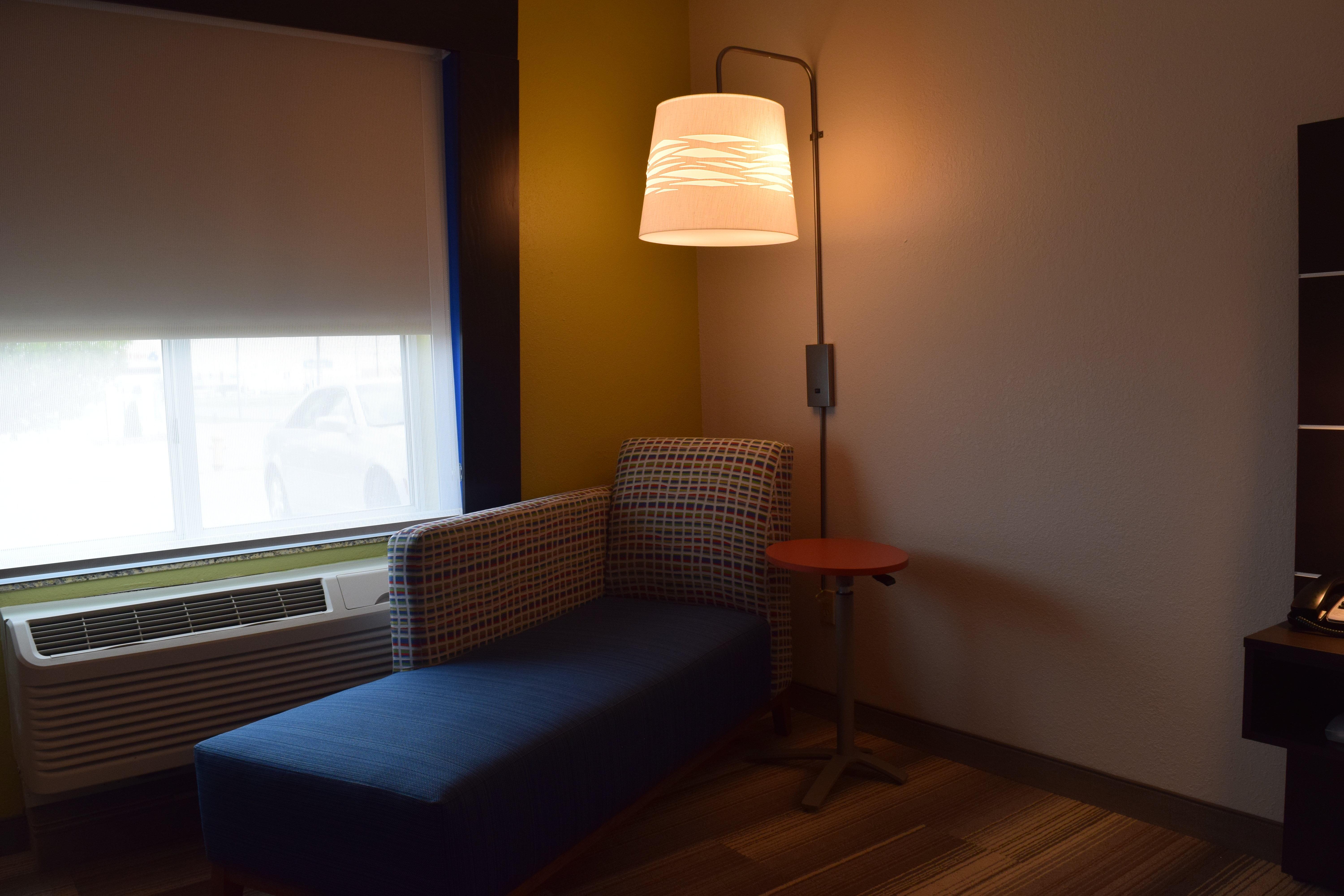 Holiday Inn Express & Suites Sparta Ngoại thất bức ảnh