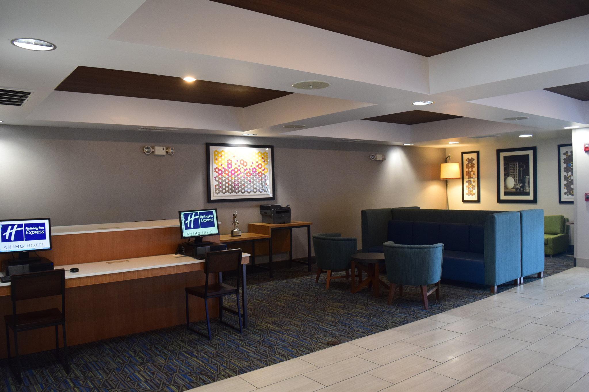 Holiday Inn Express & Suites Sparta Ngoại thất bức ảnh