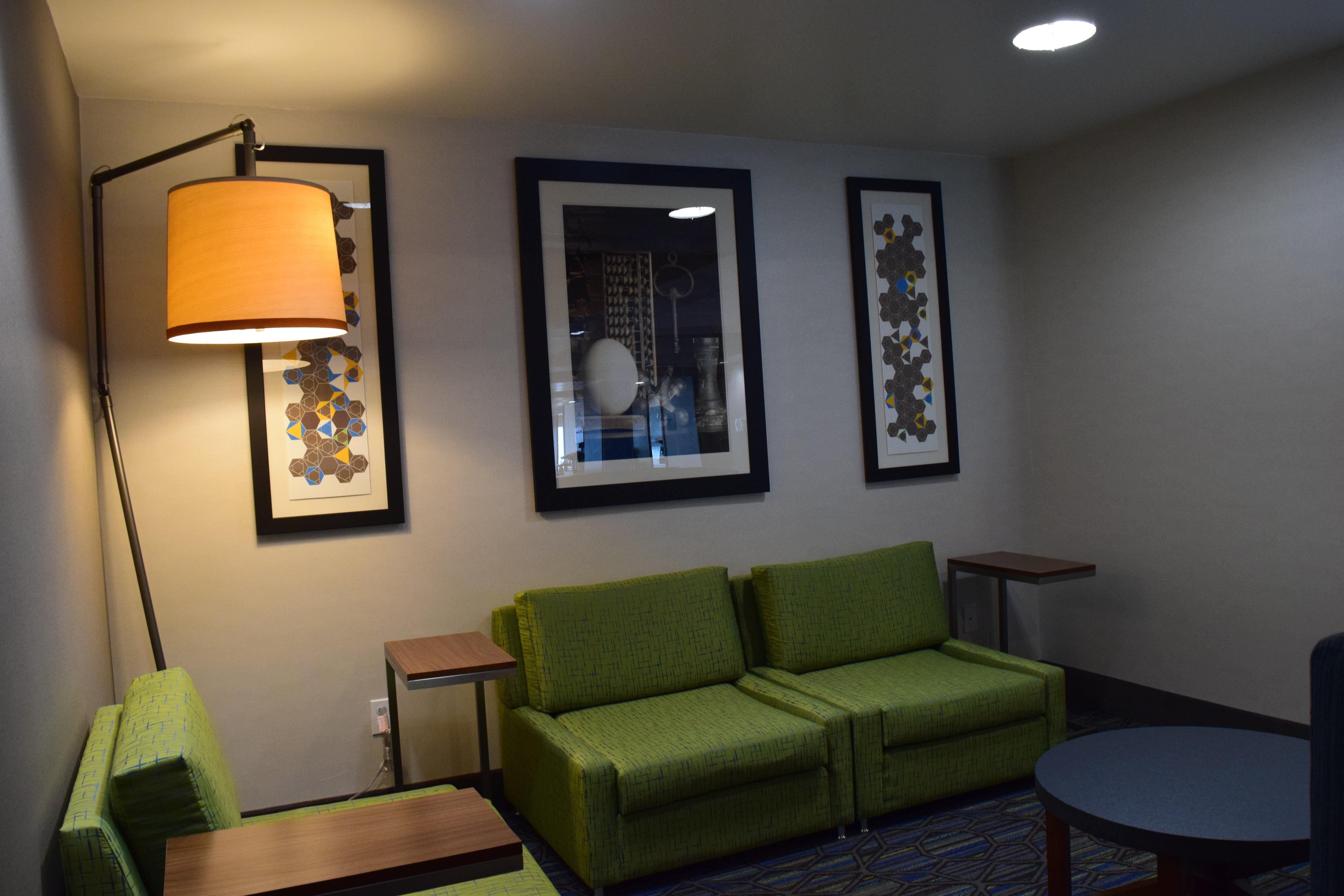 Holiday Inn Express & Suites Sparta Ngoại thất bức ảnh